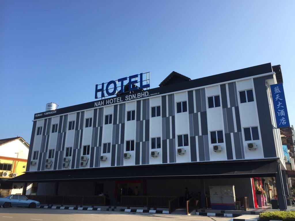 Nah Hotel Skudai Exterior photo